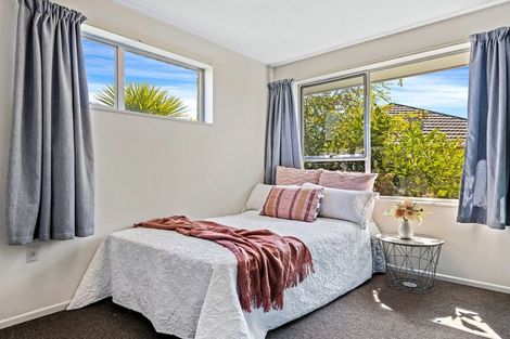 Photo of property in 1/1a Brentwood Street, Parklands, Christchurch, 8083