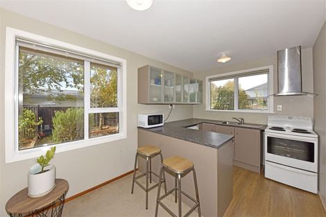 Photo of property in 1/7a Kruse Place, Redwood, Christchurch, 8051
