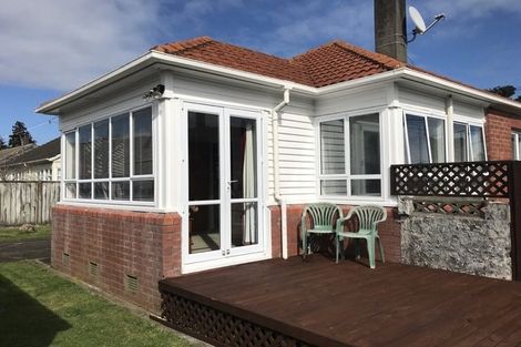 Photo of property in 8 Gillespie Street, Taita, Lower Hutt, 5011