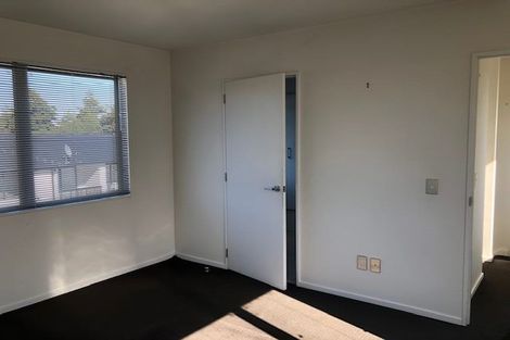 Photo of property in 4/6 Defoe Place, Waltham, Christchurch, 8023