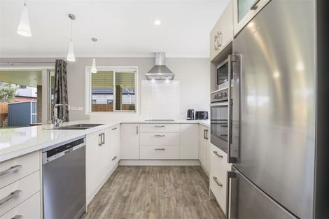 Photo of property in 18 Chalgrove Road, Huntington, Hamilton, 3210