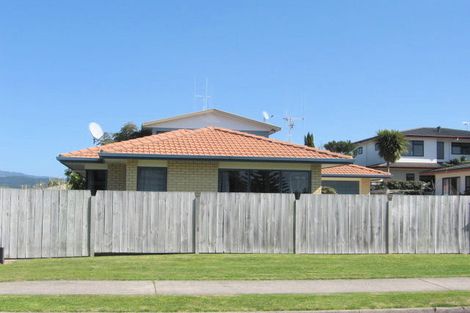 Photo of property in 65 Percy Road, Papamoa Beach, Papamoa, 3118