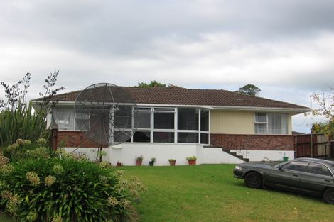 Photo of property in 6 Scanlen Terrace, Kelston, Auckland, 0602