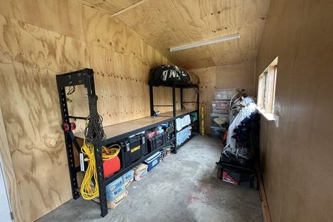 Photo of property in 3 Escort Grove, Awapuni, Palmerston North, 4412