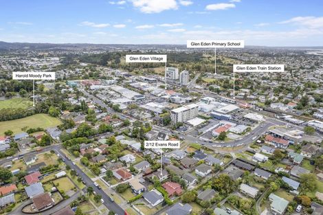 Photo of property in 2/12 Evans Road, Glen Eden, Auckland, 0602