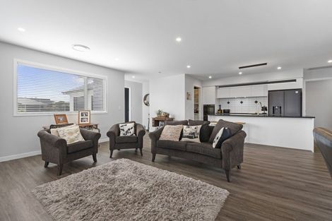 Photo of property in 4 Kiwitea Grove, Feilding, 4702