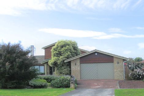 Photo of property in 8 The Green, Mount Maunganui, 3116