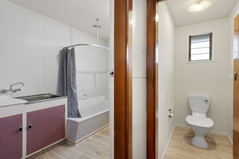 Photo of property in 2/40 Aylmer Street, Somerfield, Christchurch, 8024