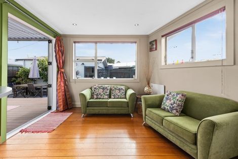 Photo of property in 17 Higgins Street, Marewa, Napier, 4110