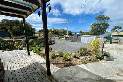 Photo of property in 19 Rata Street, Kaka Point, 9271