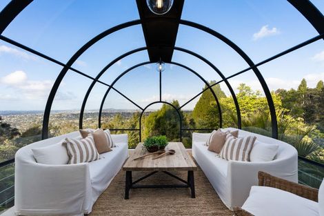 Photo of property in 35 Tawini Road, Titirangi, Auckland, 0604