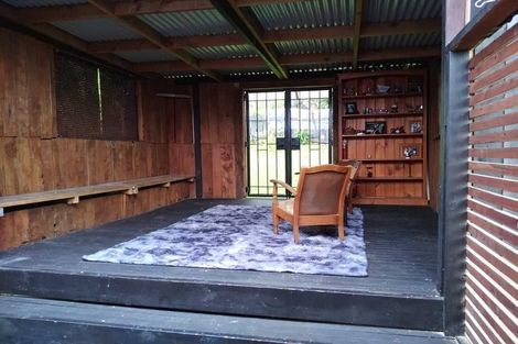 Photo of property in 252 Sturges Road, Henderson, Auckland, 0612