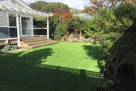 Photo of property in 19a Mantell Street, Seatoun, Wellington, 6022