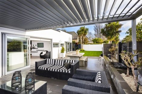 Photo of property in 107 Gardiners Road, Harewood, Christchurch, 8051