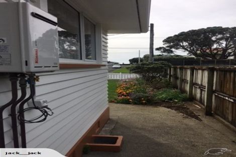 Photo of property in 36 Mclean Street, Strandon, New Plymouth, 4312