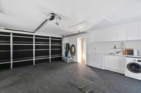 Photo of property in 90 Endeavour Drive, Whitby, Porirua, 5024