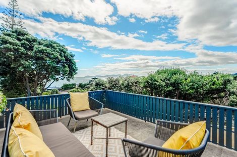 Photo of property in 16 Paneta Street, Paekakariki, 5034