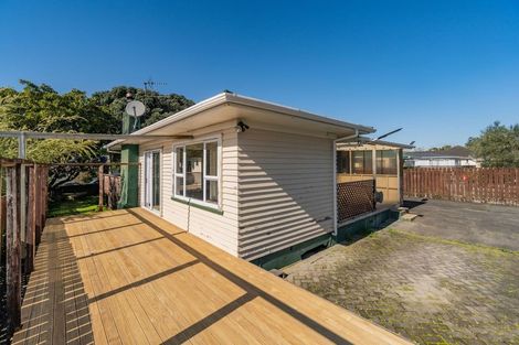 Photo of property in 154 Hepburn Road, Glendene, Auckland, 0602