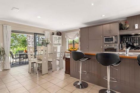 Photo of property in 5 La Colina Place, Bethlehem, Tauranga, 3110