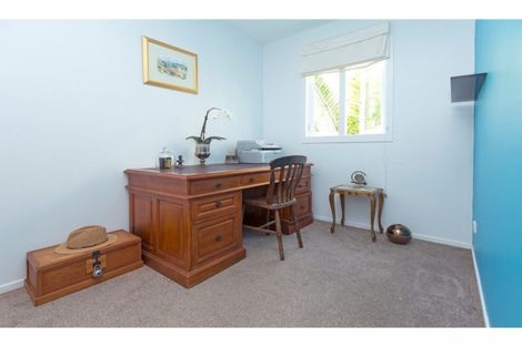 Photo of property in 49 Langton Road, Stanmore Bay, Whangaparaoa, 0932