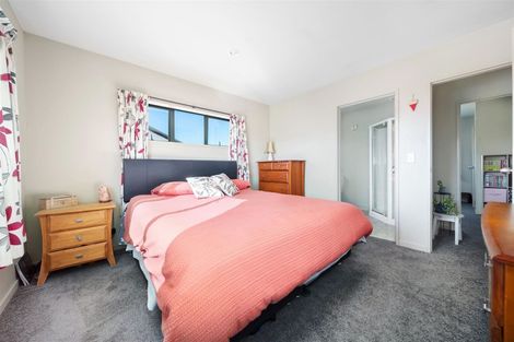 Photo of property in 24 Frye Crescent, Albert Town, Wanaka, 9305
