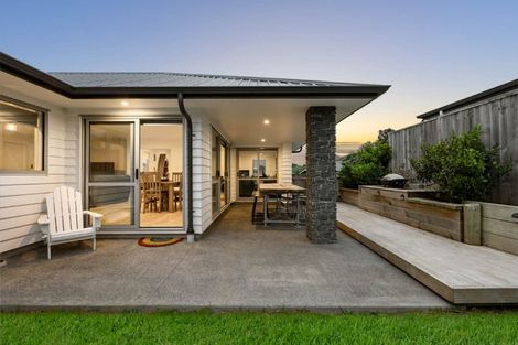 Photo of property in 17 Magnolia Lane, Kaukapakapa, Helensville, 0875