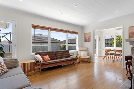 Photo of property in 17 Andrew Street, Stoke, Nelson, 7011