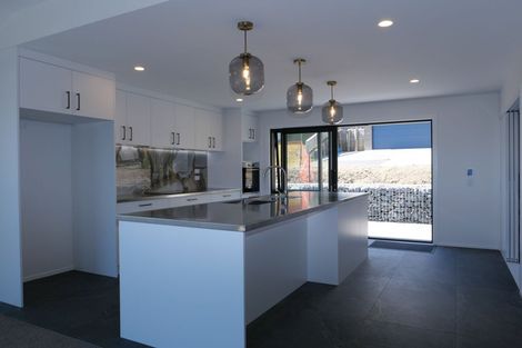 Photo of property in 13 Wilson Way, Waikanae, 5036