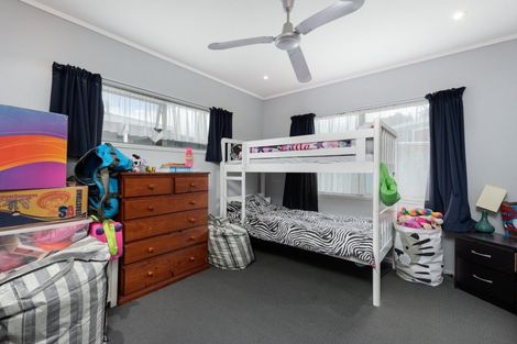 Photo of property in 8a Windsor Road, Bellevue, Tauranga, 3110