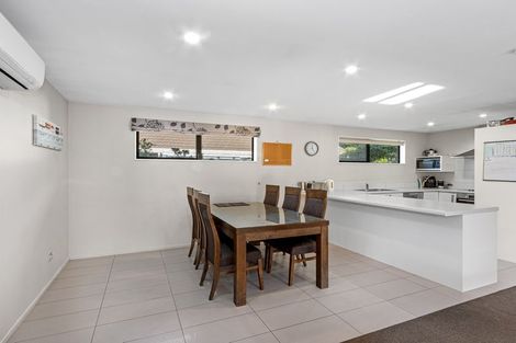 Photo of property in 137 Waimairi Road, Ilam, Christchurch, 8041