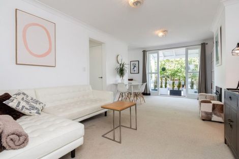 Photo of property in 8/2 Herne Bay Road, Herne Bay, Auckland, 1011