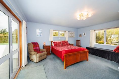 Photo of property in Thyme Out Estate, 800 Halcombe Road, Halcombe, Feilding, 4775
