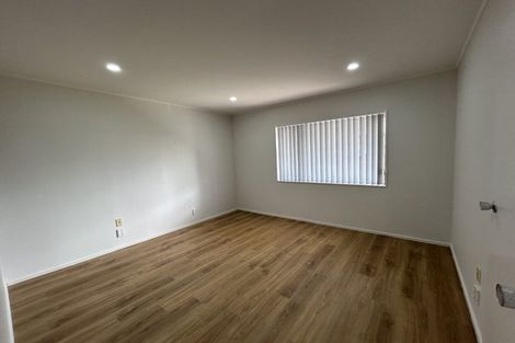 Photo of property in 1/4 Kelvin Road, Papakura, 2110