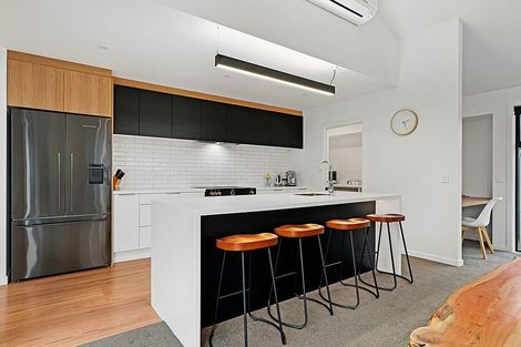 Photo of property in 10 Sawdon Street, Wanaka, 9305