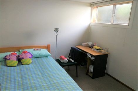 Photo of property in 11 William Souter Street, Forrest Hill, Auckland, 0620