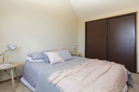 Photo of property in 2/22a Augusta Street, Redcliffs, Christchurch, 8081