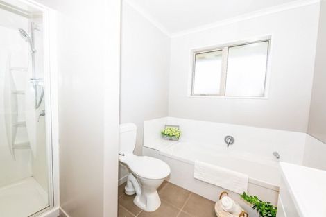 Photo of property in 2/2 Vintners Lane, Woolston, Christchurch, 8023