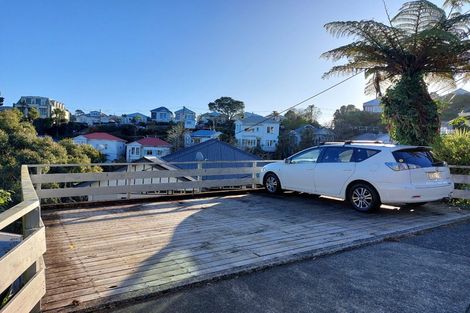 Photo of property in 3/133 Kelburn Parade, Kelburn, Wellington, 6012