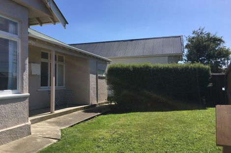 Photo of property in 74 Hargest Crescent, Saint Clair, Dunedin, 9012