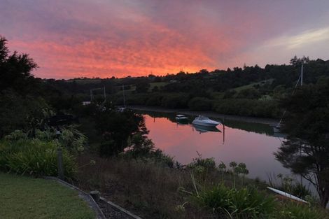 Photo of property in 7 James Kemp Place, Kerikeri, 0230