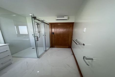 Photo of property in 22 Grassmere Street, Papanui, Christchurch, 8052