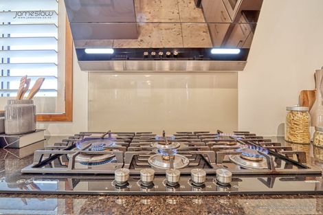 Photo of property in 42 Rame Road, Greenhithe, Auckland, 0632