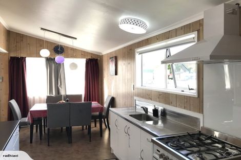 Photo of property in 95 Aquarius Drive, Kawaha Point, Rotorua, 3010