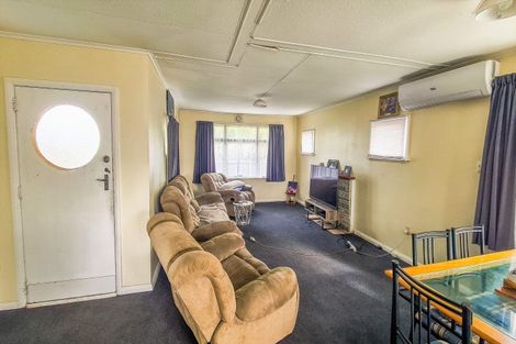 Photo of property in 32 Park Street, Foxton, 4814