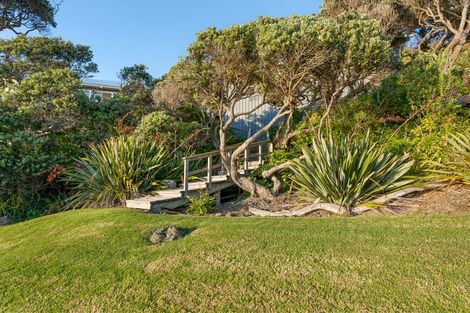 Photo of property in 350 Mcauslin Road, Whananaki, Hikurangi, 0181