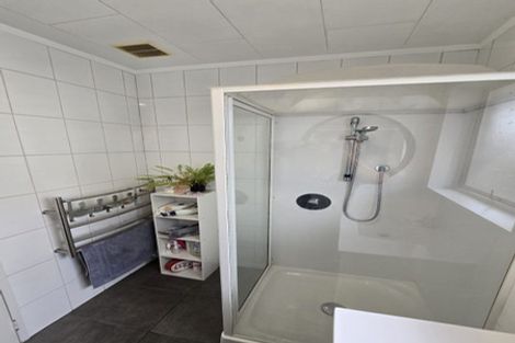 Photo of property in 4 Kiwi Road, Raumati Beach, Paraparaumu, 5032