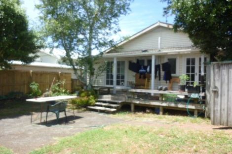 Photo of property in 11 Arabi Street, Sandringham, Auckland, 1041
