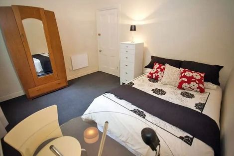 Photo of property in 4 Royal Terrace, Dunedin Central, Dunedin, 9016