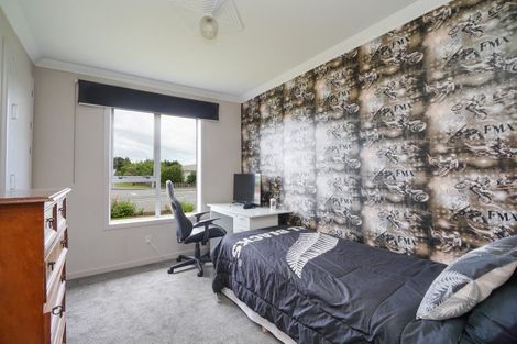 Photo of property in 73 Regent Street, Newfield, Invercargill, 9812