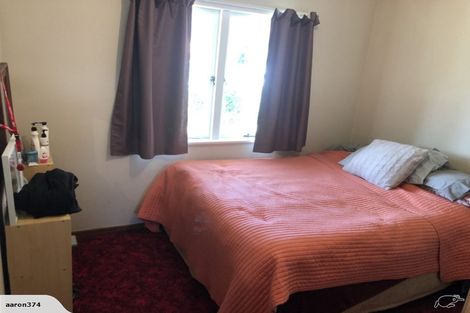 Photo of property in 1 Snead Place, Hamilton East, Hamilton, 3216